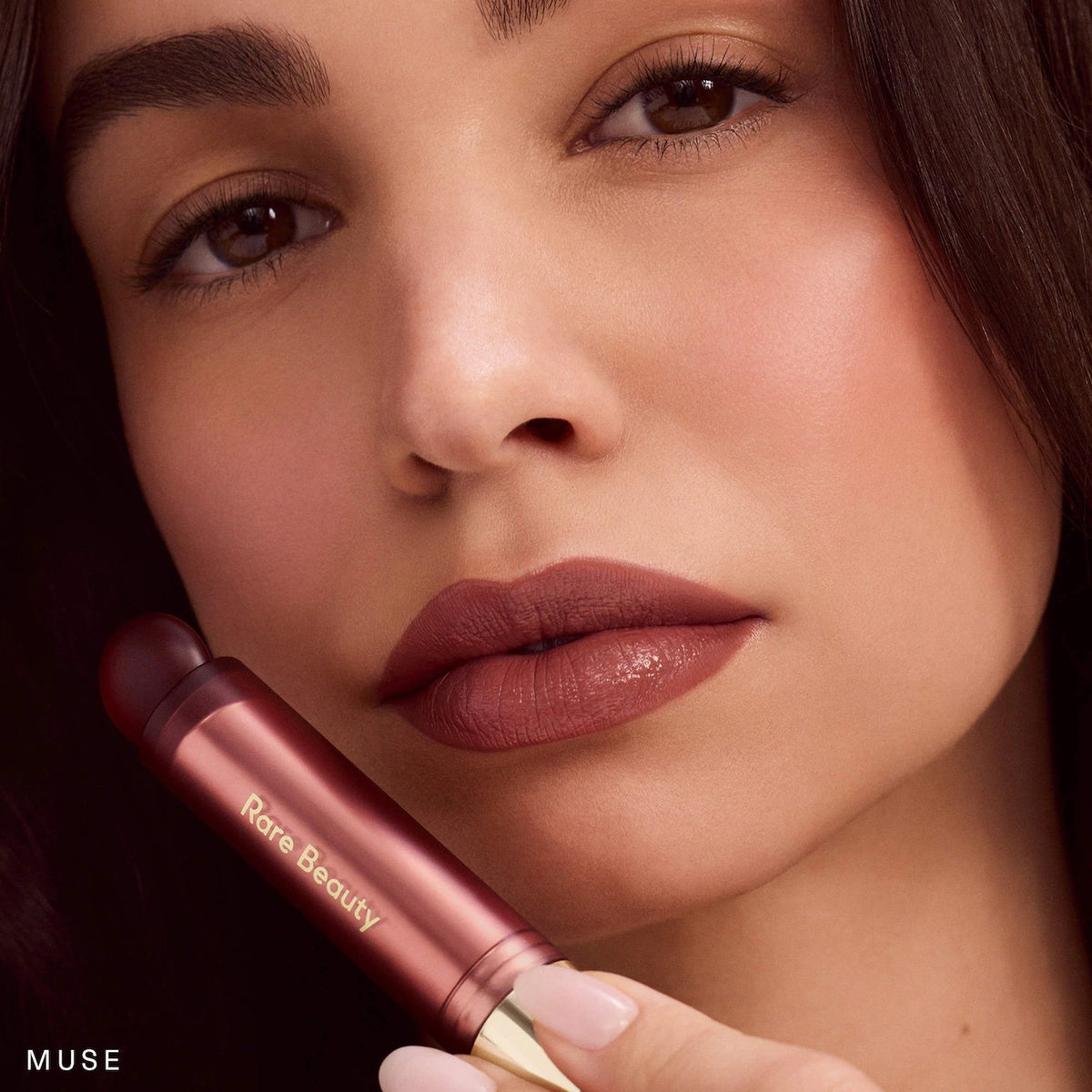 Rare Beauty Soft Pinch Lip Oil Stick – Aceite Labial con Color