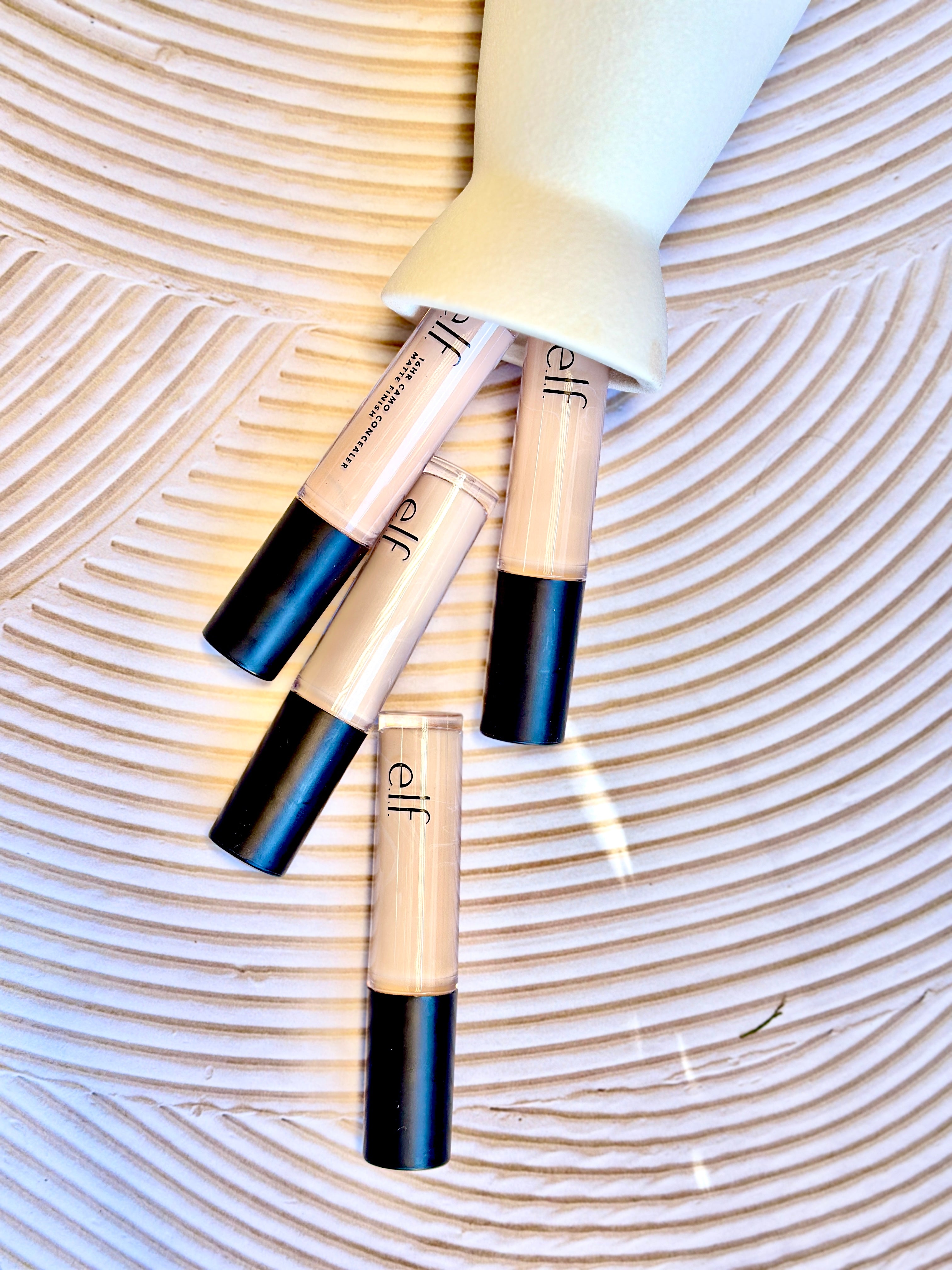 16 Horas Camo Corrector Elf