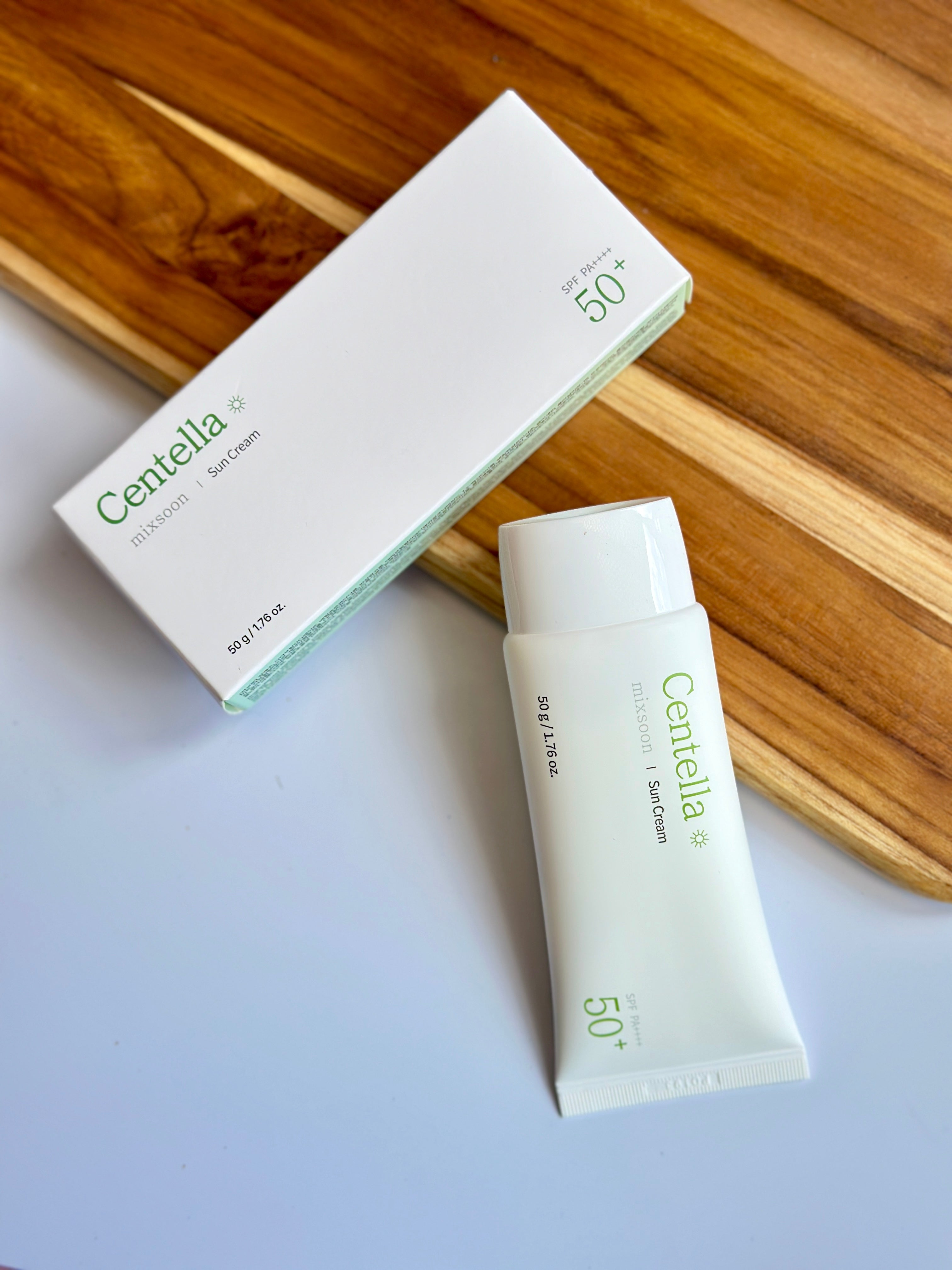 Centella Crema Solar SPF50+PA++++ Mixsoon
